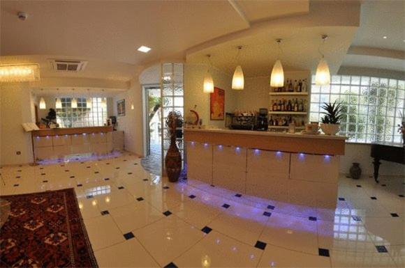 Hotel Haus Charlotte 4*