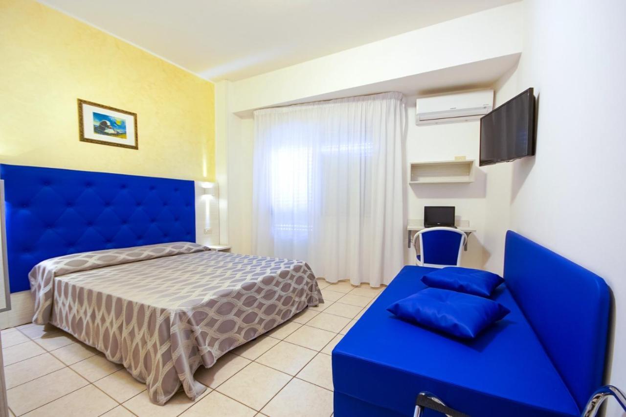 Hotel Haus Charlotte 4*